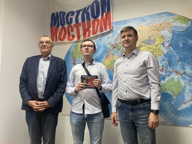 Вчера, в одиннадцатый раз, вручали стипендию А. Поляковой. Вчера, в одиннадцатый раз, вручали стипендию А. Поляковой.
